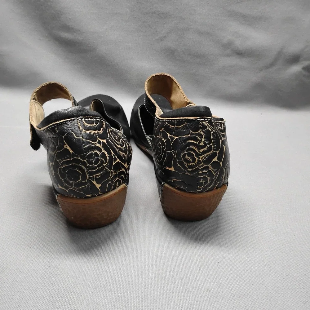 Spring Step L'Artiste Womens 42 Black Leather Floral Mary Jane Wedge Shoes